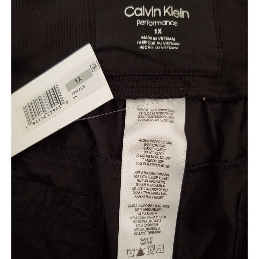Calvin Klein Performance Cargo Drawstring Jogger - Picture 10 of 10